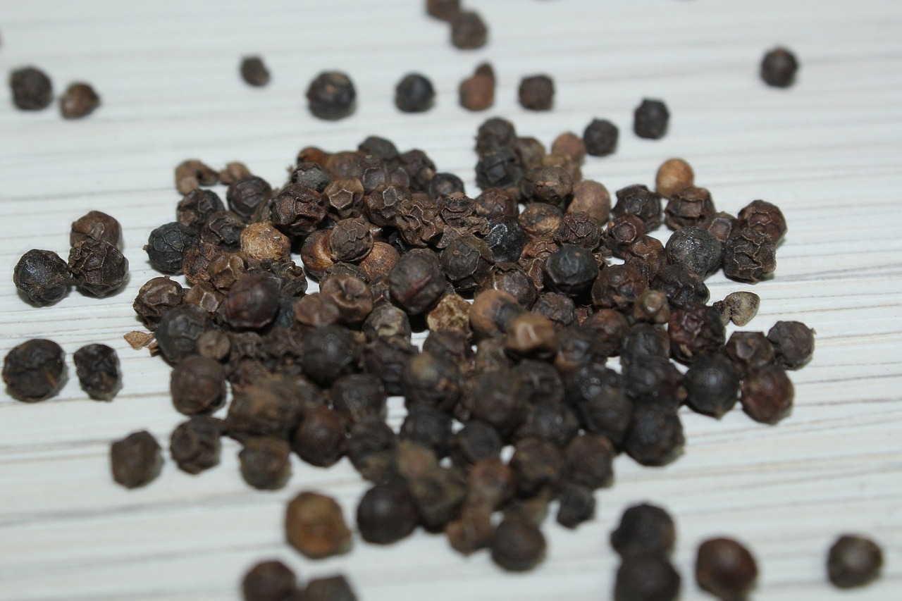 black pepper, spice, seeds